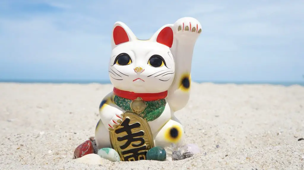 lachineuse - Chat Maneki Neko - Porte-Bonheur Japonais - Statuette